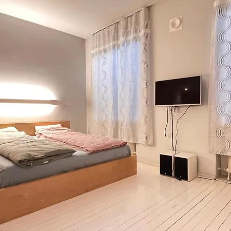 Apartamento Punavuori 40m2 Entire Flat Helsínquia
